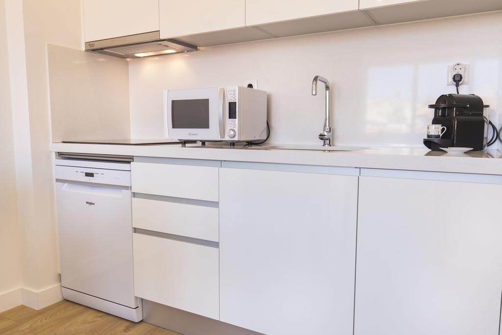 Lovelystay - Light & Comfy Flat Lissabon